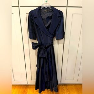 Beautiful Navy Blue Jones New York Dress. Very well made, classy and flattering